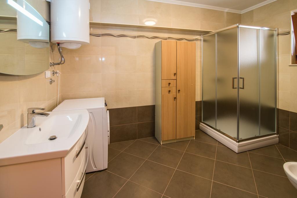 Apartman Slavko Krk Town Exterior foto